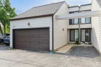 Building Photo - 1501 Topp Ln