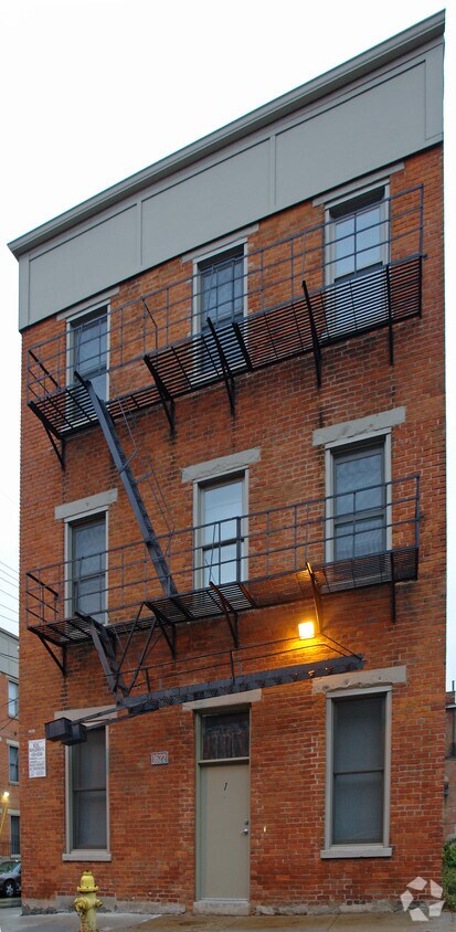 Foto del edificio - 1622 Logan St