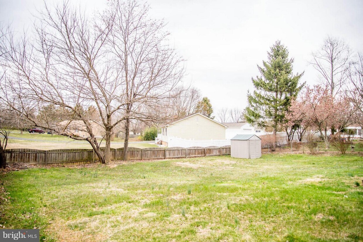 3904 Blake Dr, Fredericksburg, VA 22407 House for Rent in