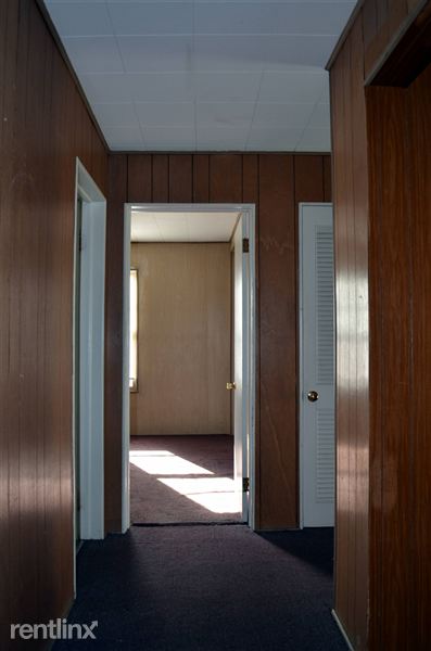 Foto del edificio - 815 E 2nd St