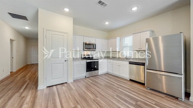 Building Photo - 1529 Ancer Wy