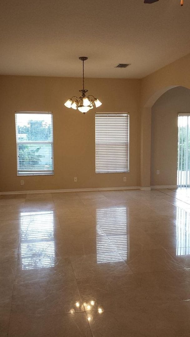 Foto del edificio - Available Now! Spacious 3 bedroom 2 bathroom home!!!