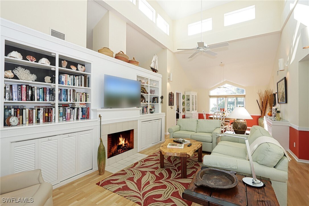 Foto principal - 640 2nd St S