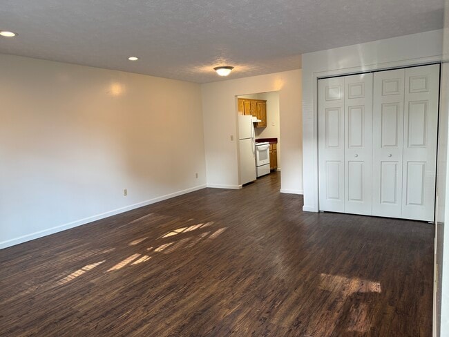 Building Photo - 28 Blevins Mayfield Rd
