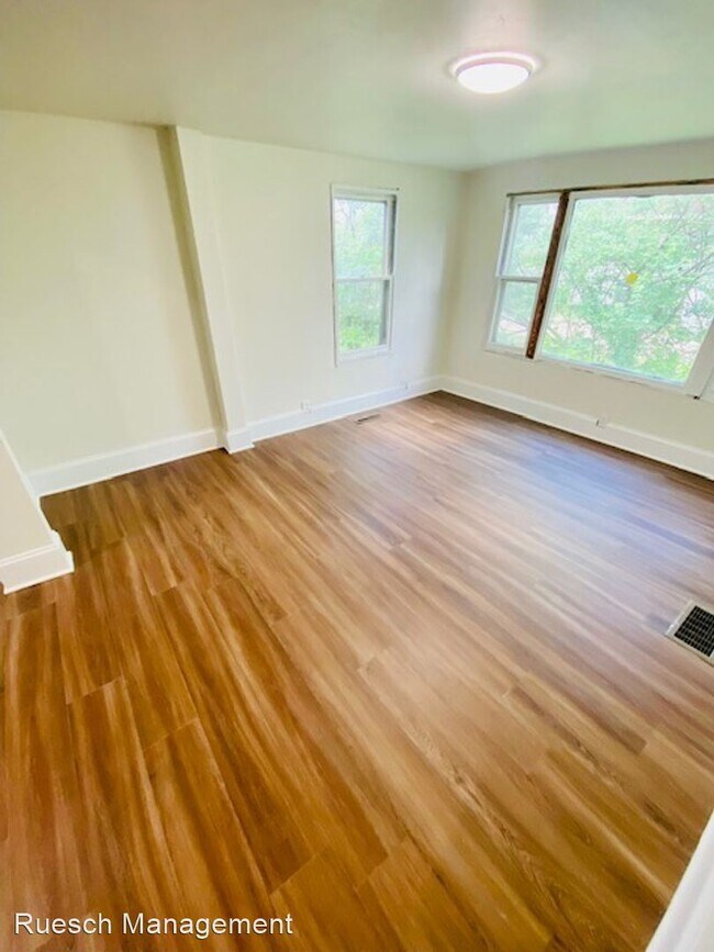 Foto del edificio - 4 br, 1 bath House - 310 Oak St