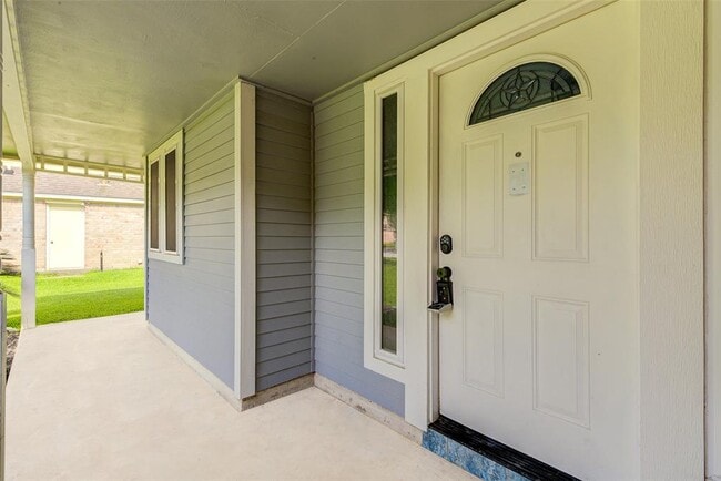 Building Photo - 11214 Hambleton Way