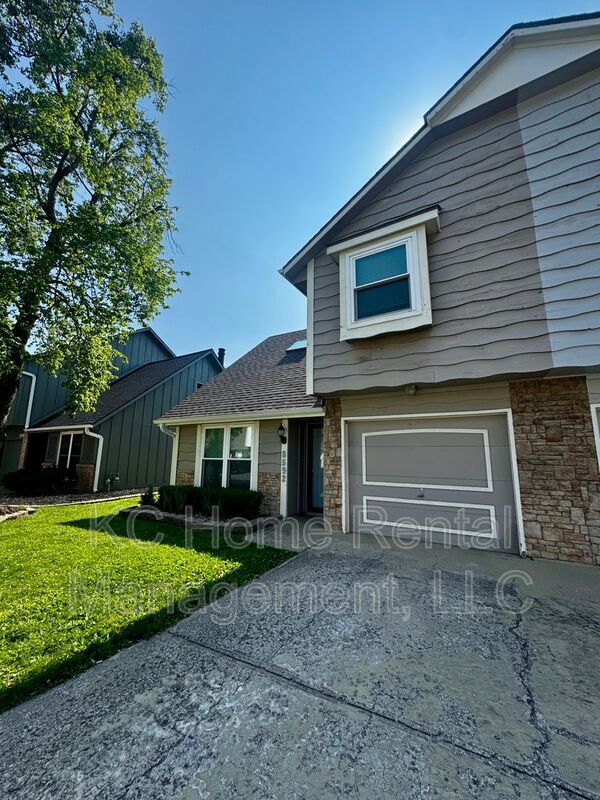 Building Photo - 8592 Perry Ln