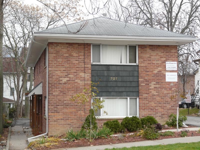 Primary Photo - 707 E Kingsley St