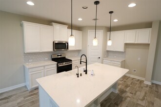 Building Photo - 25907 Rose Frost Ct