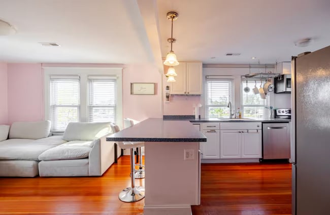 Foto del edificio - 1019 Berryville Ave