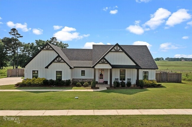 Building Photo - 440 LEGACY Pl