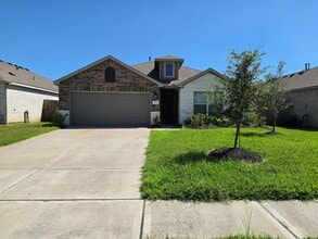 Building Photo - 20714 Southern Wds Blvd