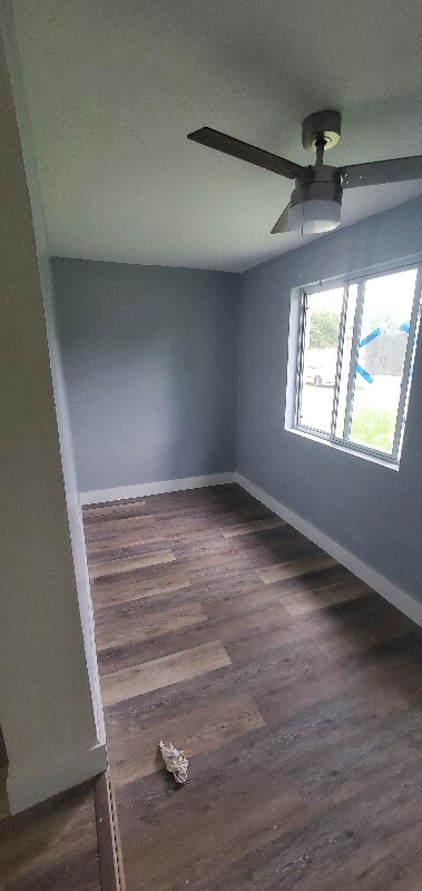 Building Photo - 350 NW 190th St