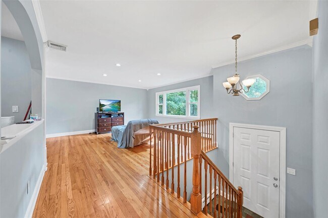 Foto del edificio - 128 Cedar Cliff Rd
