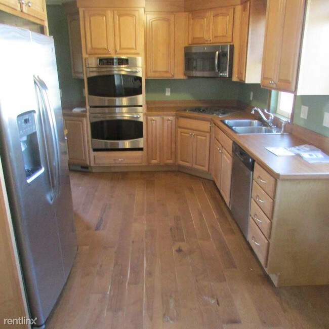 Building Photo - 4 br, 2 bath House - 2916 8th Ave. North