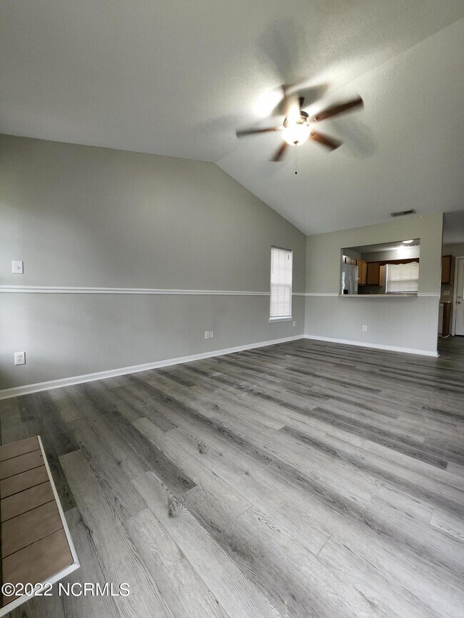 Foto del edificio - 1114 Pueblo Dr