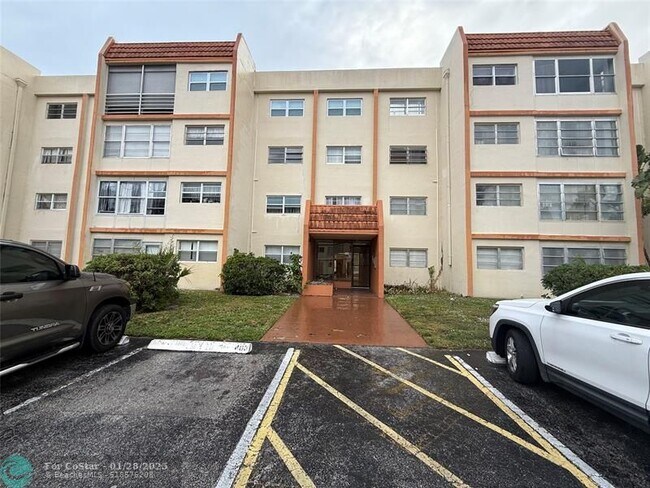 Foto del edificio - 2501 NW 41st Ave