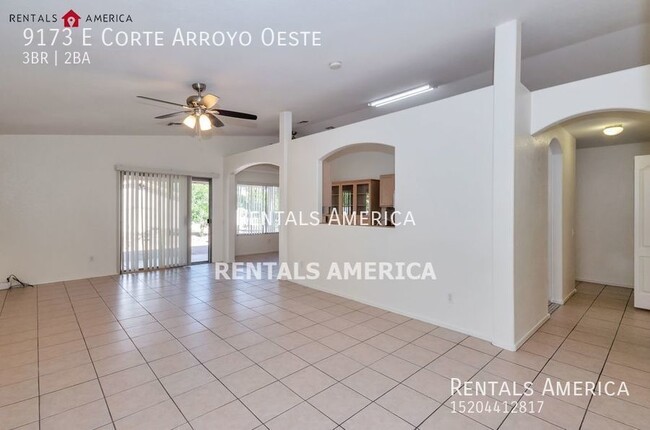 Foto del edificio - SPECIAL PRICING for this East side gem