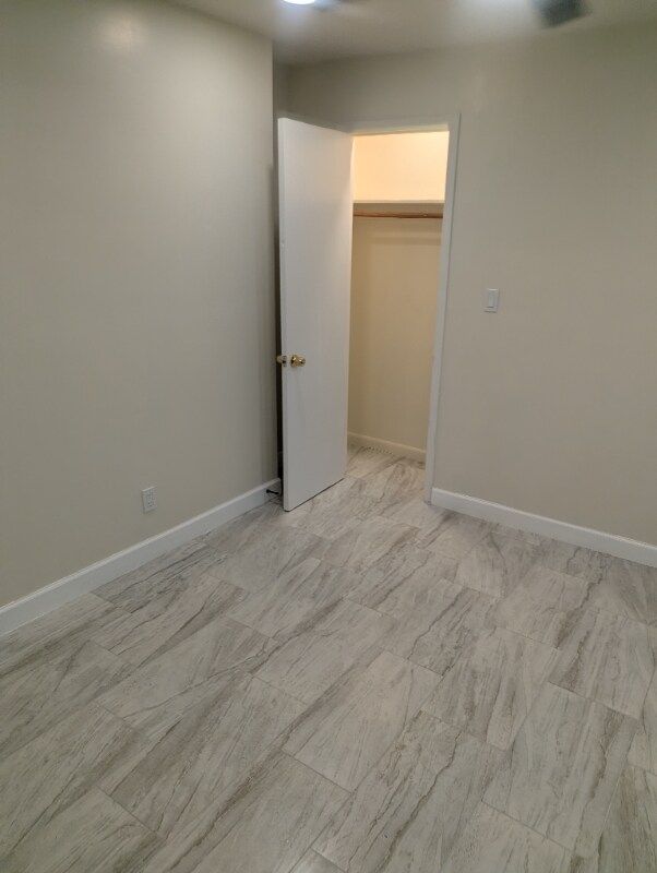 Foto del edificio - 208 Howard Ave