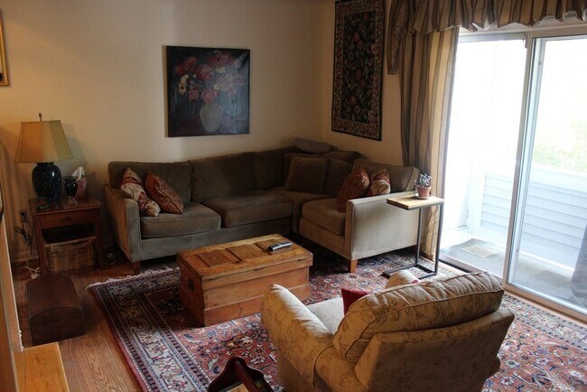 Foto del edificio - 114 Burkhall St