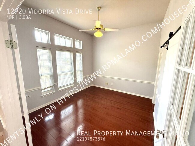 Foto del edificio - 12920 Vidorra Vista Dr