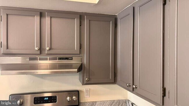 Foto del edificio - 8103 Greenspring Way