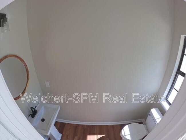 Building Photo - 1009 South Somerville Street Somerville, T...