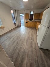 Building Photo - 1406 Herr St