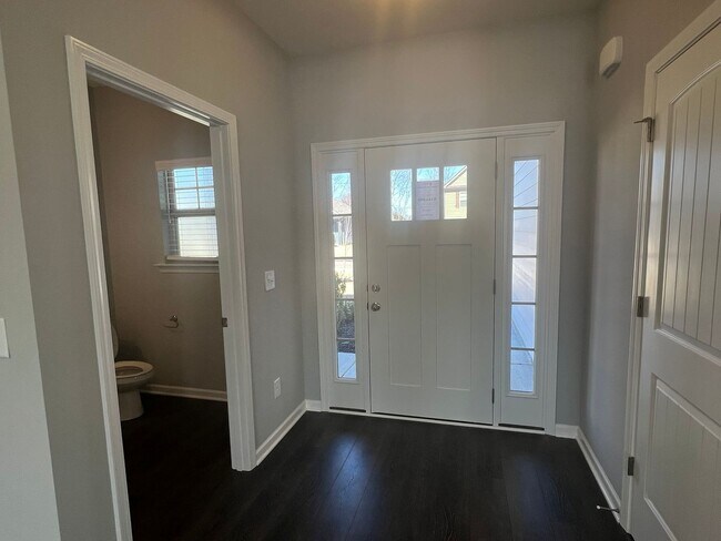 Building Photo - 41 Country Cir