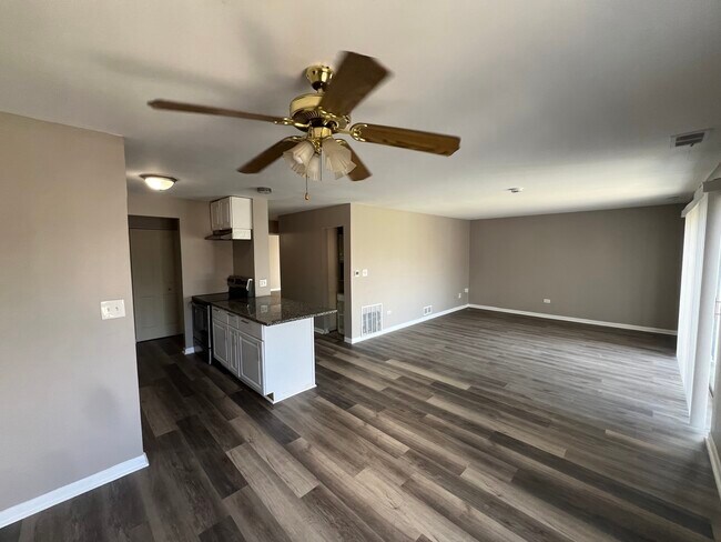 Building Photo - 2310 N Harlem Ave