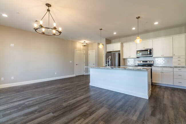 Foto del edificio - 502 Edgewater Cir