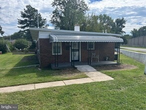 Building Photo - 410 New Pittsburg Ave