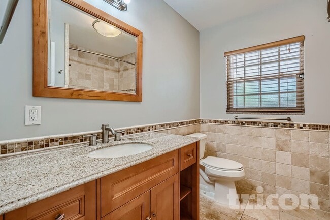 Foto del edificio - 3817 19th Ave N