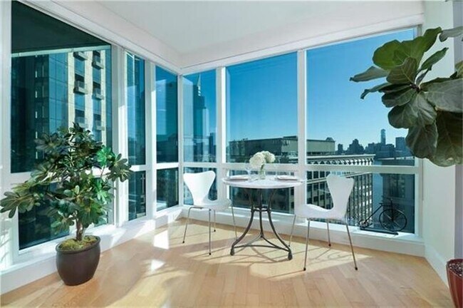 Foto del edificio - 77 Hudson St
