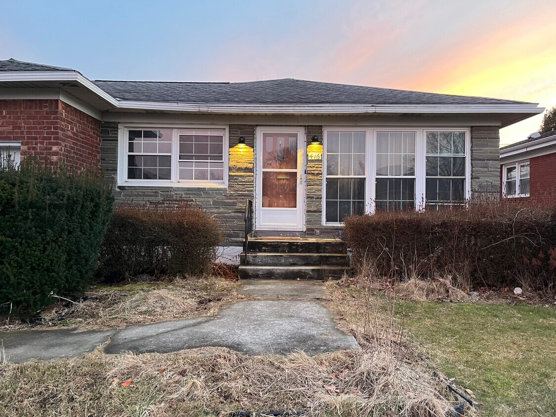 416 Hackett Blvd, Albany, NY 12208 House Rental in Albany, NY