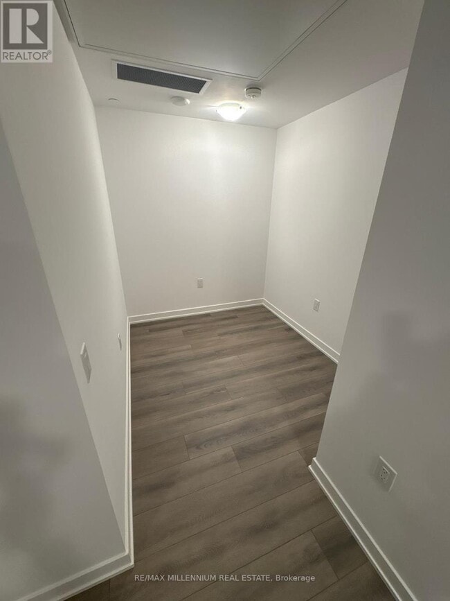 Building Photo - 7439 Kingston Rd