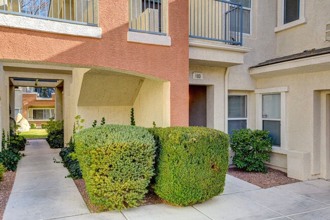 Foto del edificio - Upgraded 2 Bedroom Condo in Summerlin!