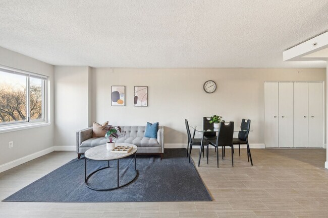 Foto del edificio - 1711 Bellevue Ave