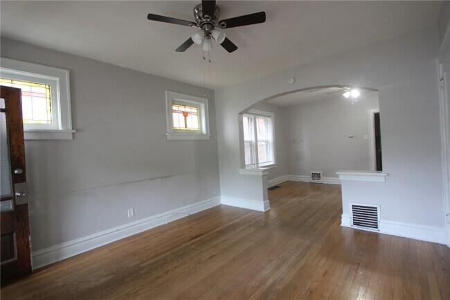 Foto del edificio - 3971 Wilmington Ave