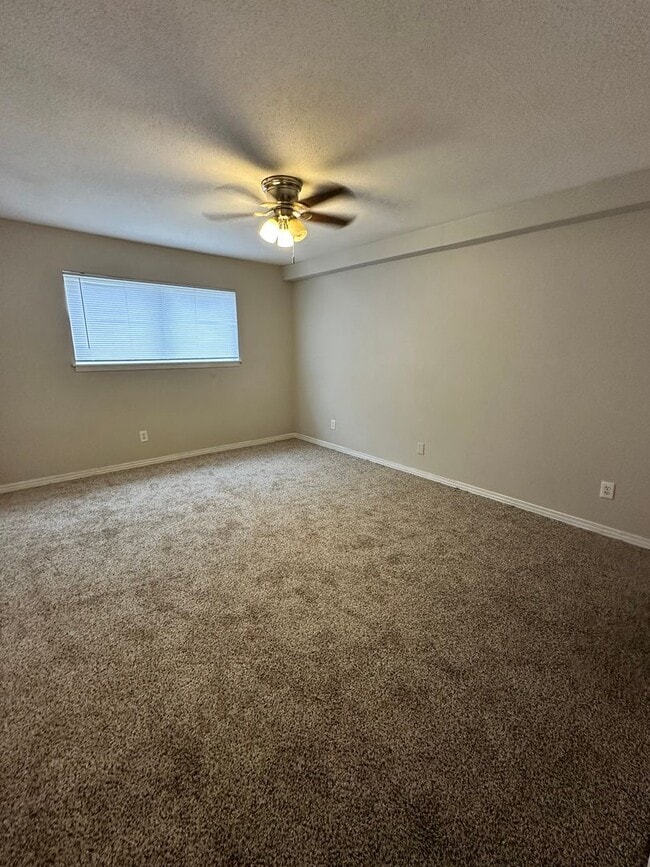 Interior Photo - Legacy Pointe