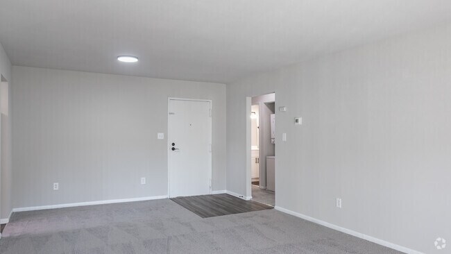 2BR,1BA,-915SF - Pines of York