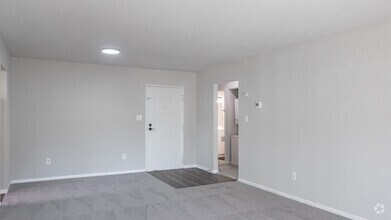 2BR,1BA,-915SF - Pines of York