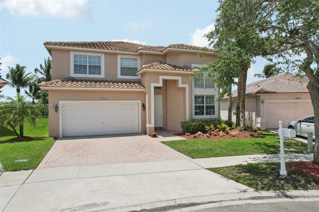 Photo - 16710 Northwest 12th Street, Pembroke Pines, FL 33028 - 4 BR 3 BA single-family home