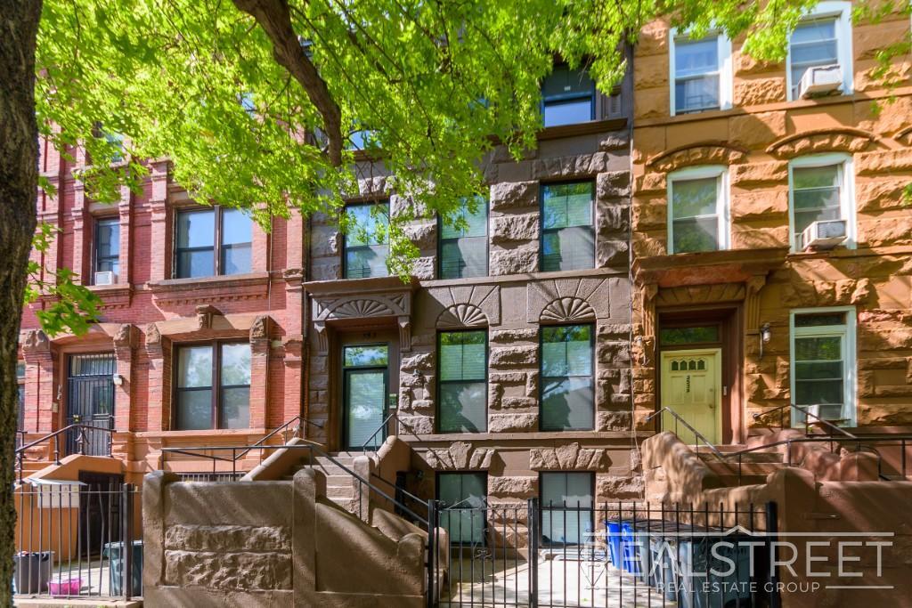 Foto principal - Brand New 3 Bed 3 Bath in Bed Stuy Brownst...