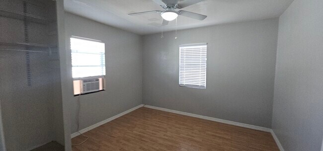 Foto del edificio - 634 N Eucalyptus Ave