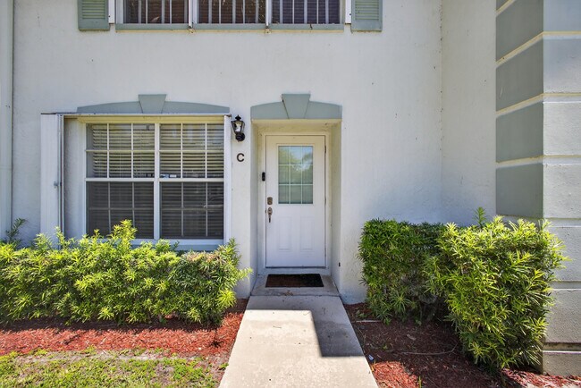 Foto del edificio - 3708 Savoy Ln