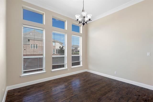 Foto del edificio - 5901 Adair Ln