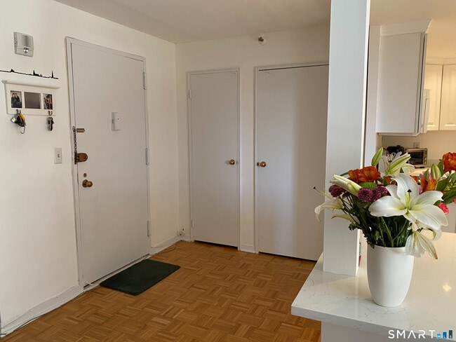 Foto del edificio - 143 Hoyt St