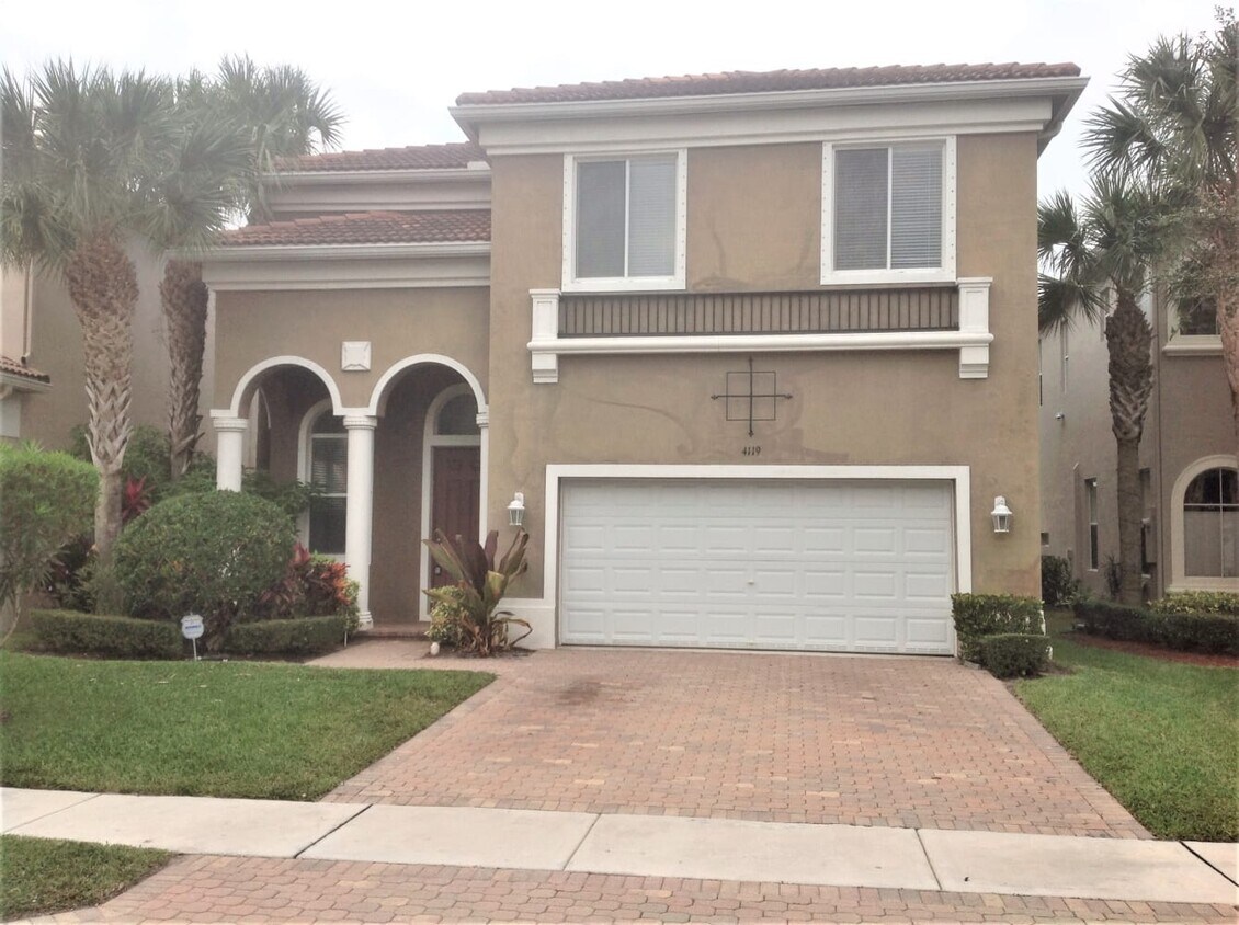Primary Photo - 4119 Woodhill Pl