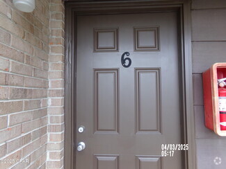 Building Photo - 5707 Lake Dr